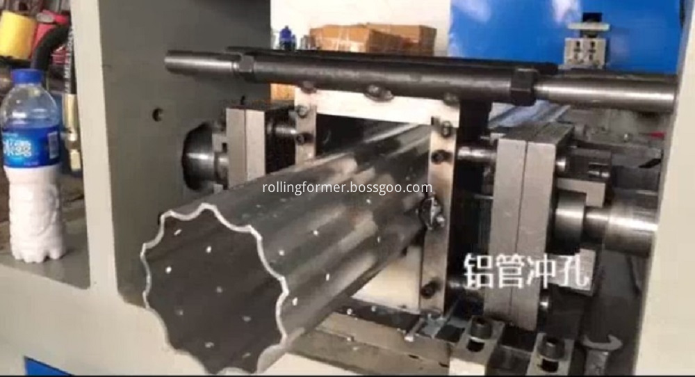 round tube punching machine