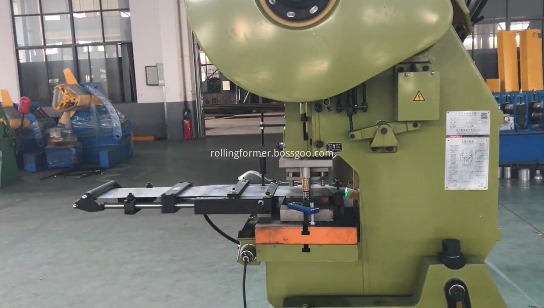 Square tube rollformers round tube roll forming machine