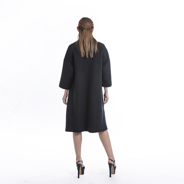 Black  simple cashmere overcoat