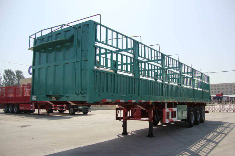 40 T Stake Cargo Trailer With Fence And 3 Axles Flat Bed Trailer Transport