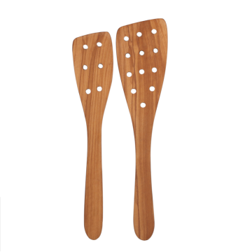 Olive wood utensils set