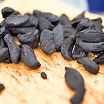 Fermented Peeled Black Garlic As Health Food