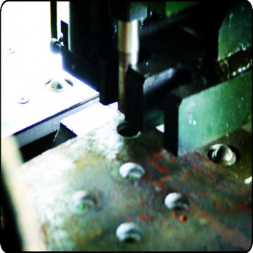 YBJ-100 CNC Steel Plate Punching Machine