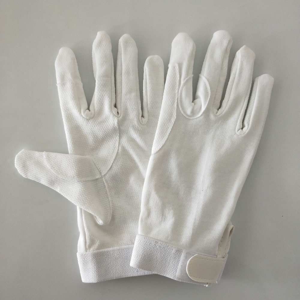 Deluxe Gloves 3