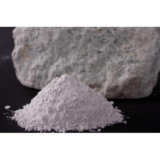 Light color modified Bentonite for clear laquer