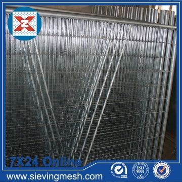 Galvanised wire mesh fence panels
