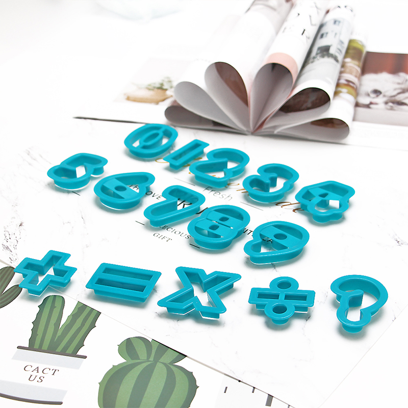 plastic number cookie cutter set
