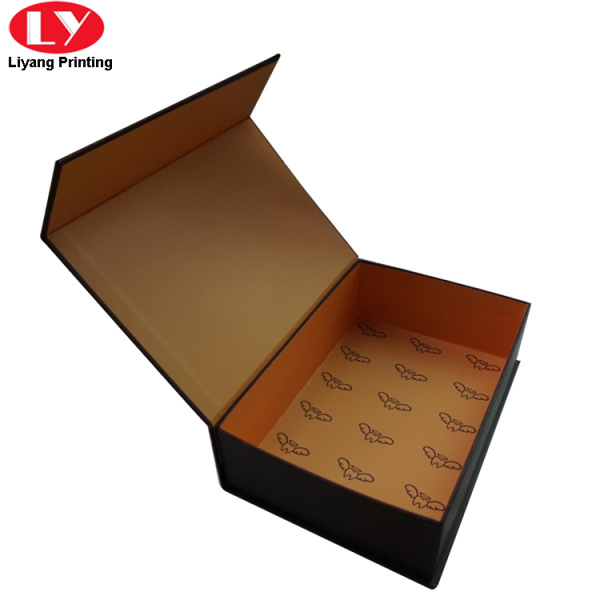 Luxury magnetic sweet brownies gift box
