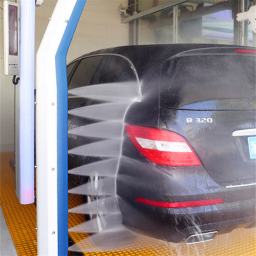 Leisuwash SG robotic car wash system