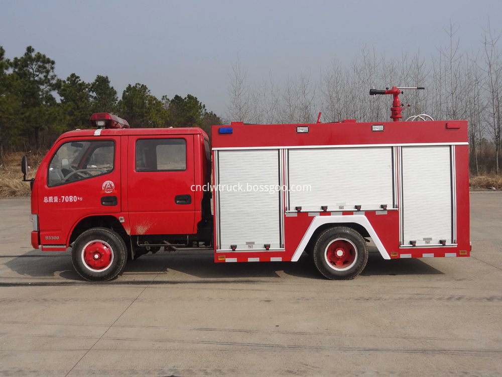 china new 3000l fire truck 1
