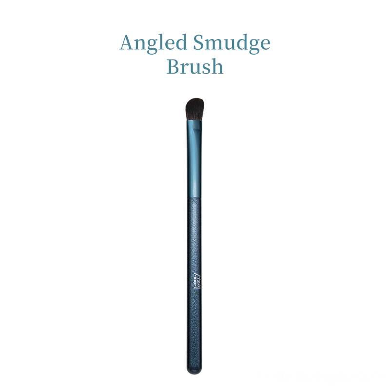 Angled Smudge Brush