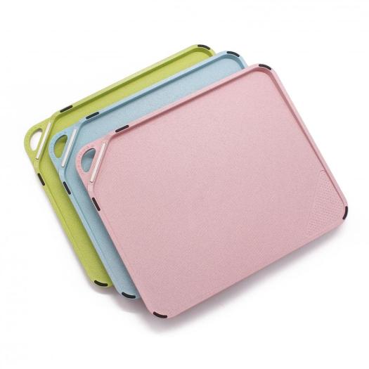 plastic cutting board with tray