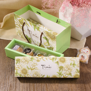 Green cookie gift boxes with bag