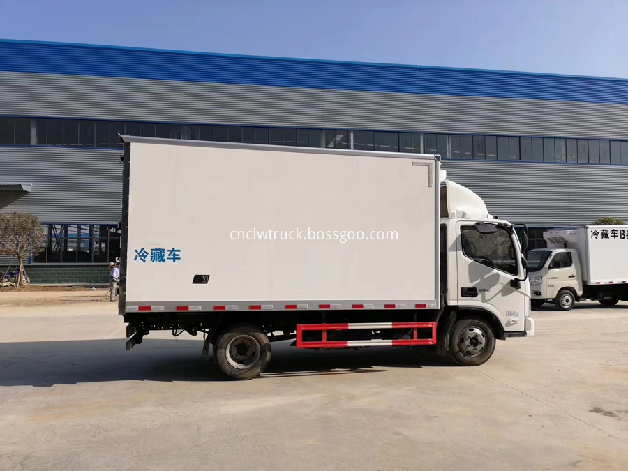 FOTON refrigerator van truck  for sale