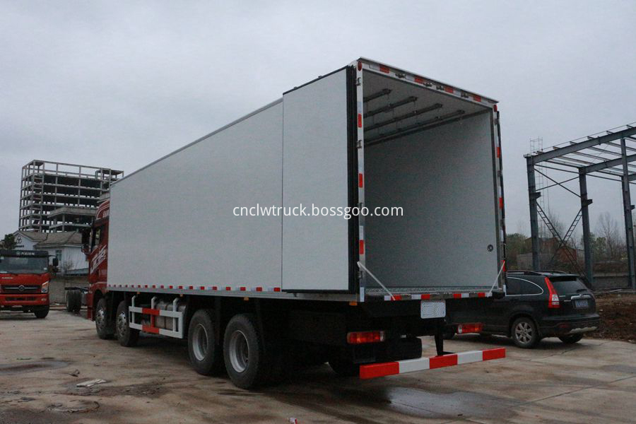 refrigerated trucks for sale 3