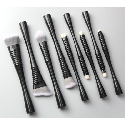 9 Pieces Small Waist Makeup Brushes With Bag