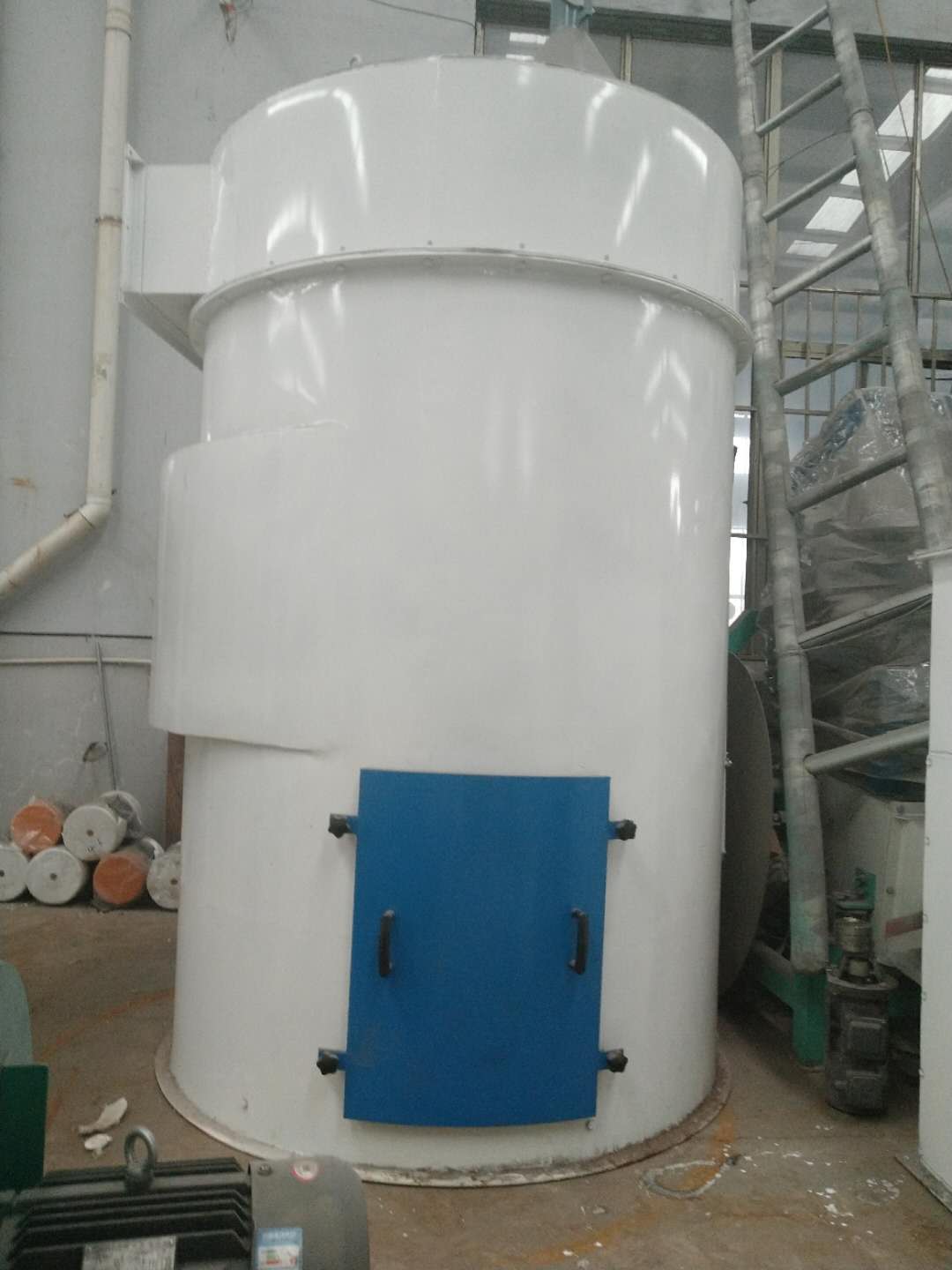 Pulse dust collector