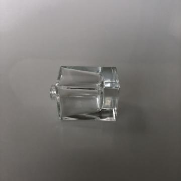 Oblong glass bottle for fragrance