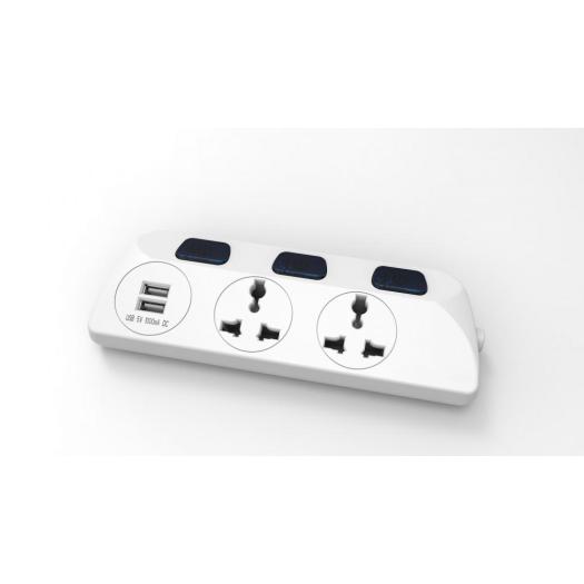 Universal socket in 3 outlet with 2 USB