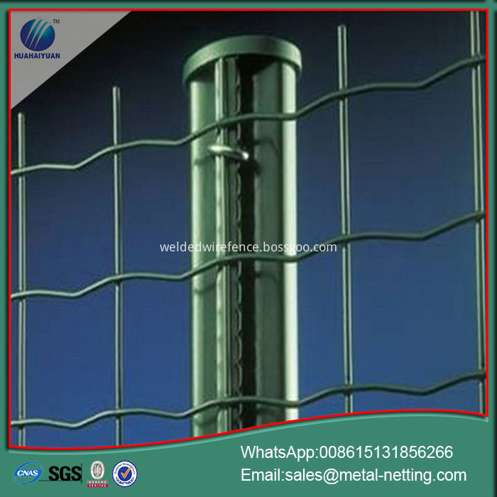 welded roll fence