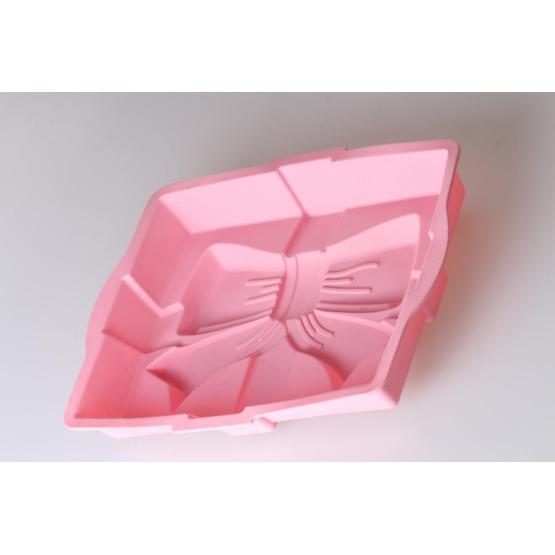 Pink gift shaped baking mold