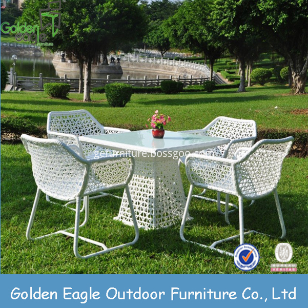 aluminum wicker furniture