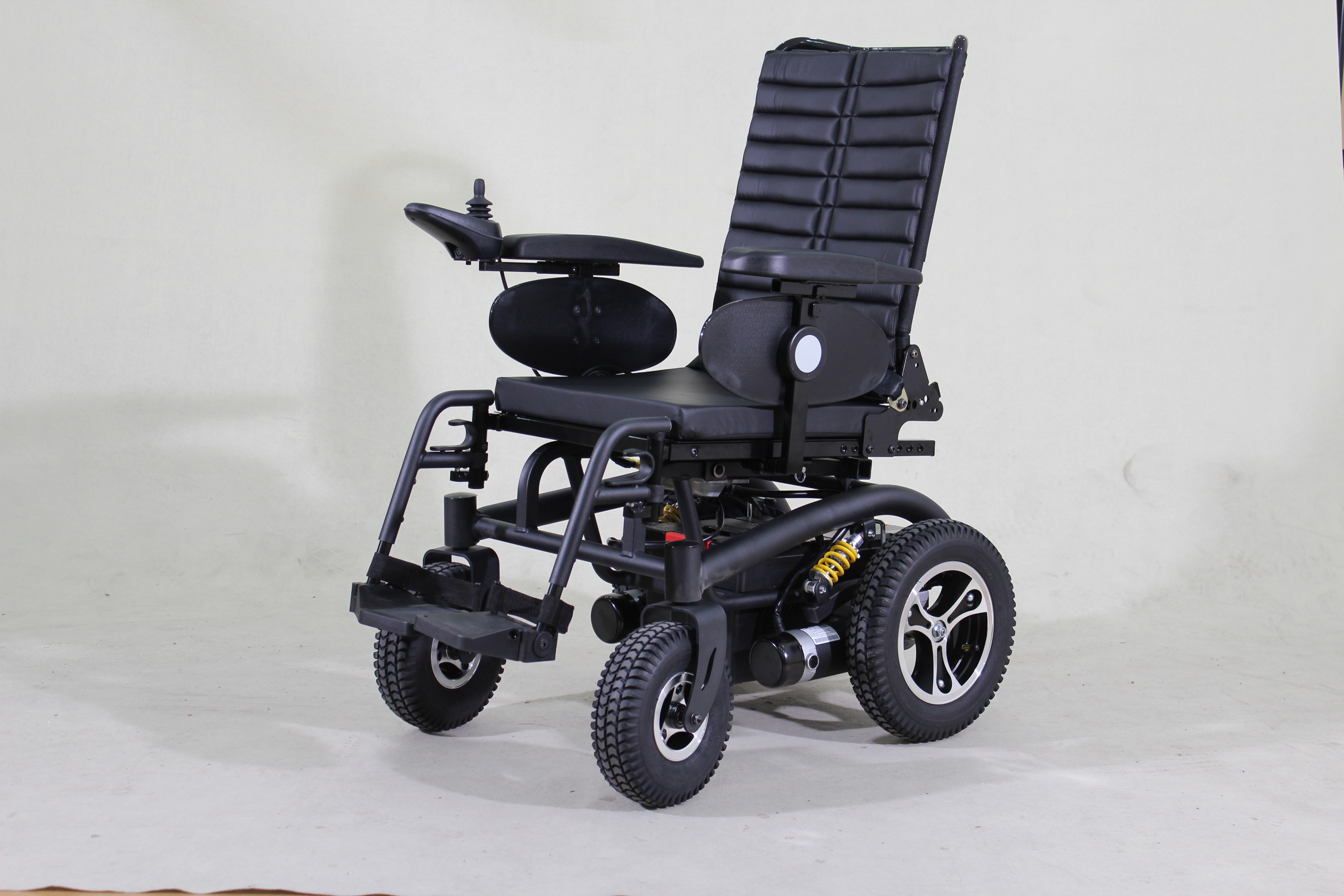 With Smart Wheelchair Car