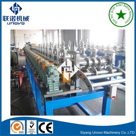 Photovoltaic solar structure bracket roll forming machine