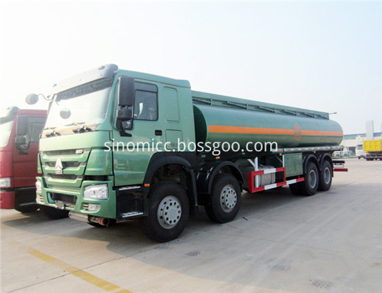 Howo 25m3 Fuel Oil Tank Truck 97