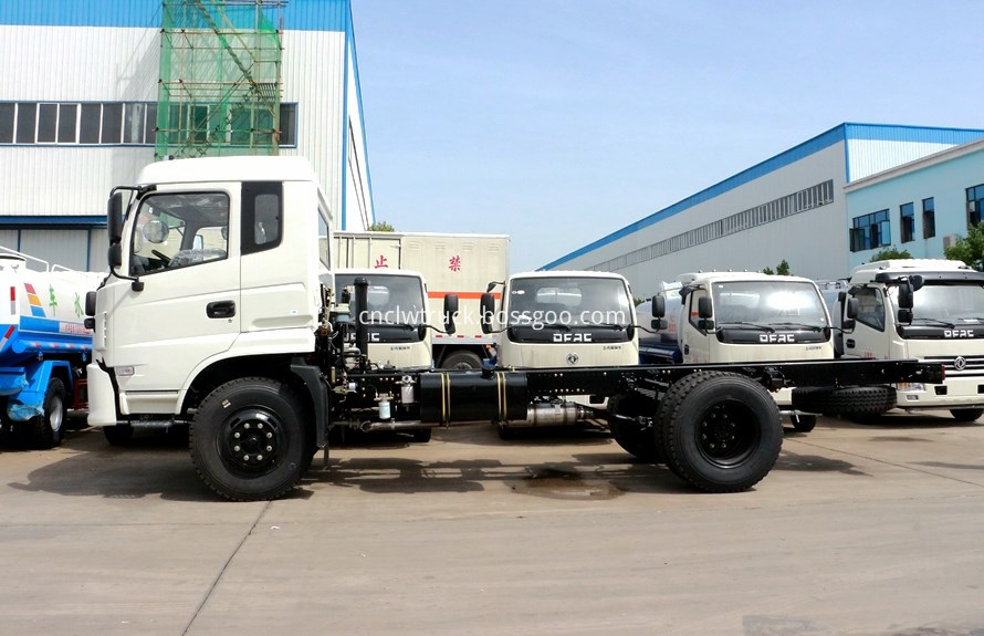 plant watering truck chassis 2