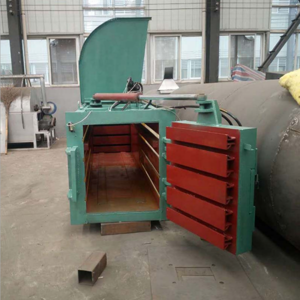 Horizontal hydraulic cardboard waste carton press machine
