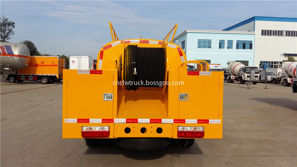 high pressure water truck 6