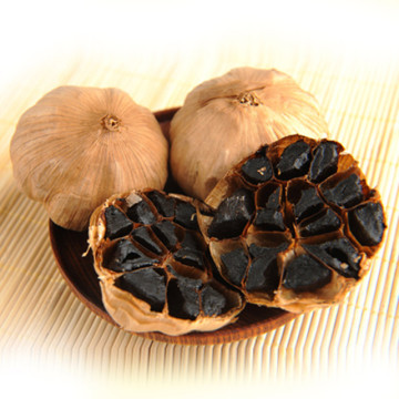 peeled black garlic without skin
