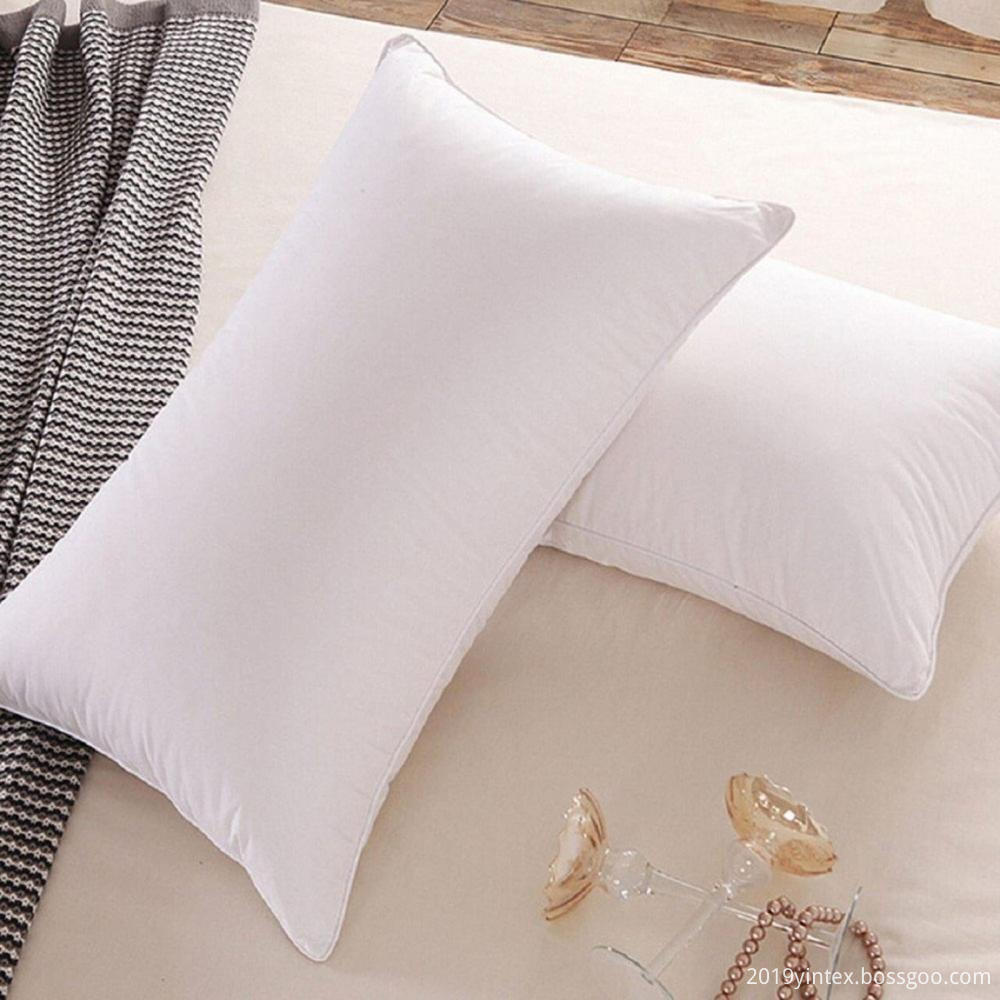 polyester fiberfill pillow