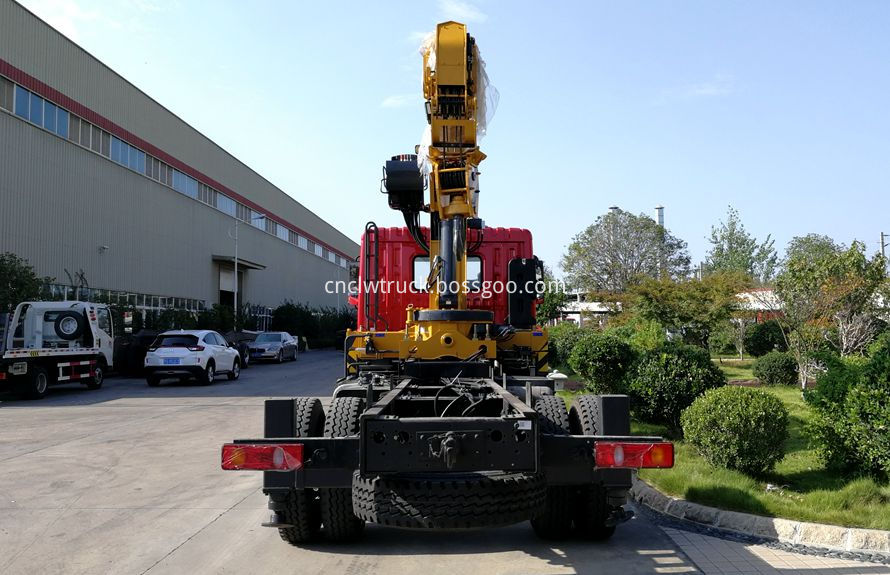 truck mounted hydraulic crane 2