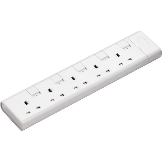UK extension cord with 5 outlets