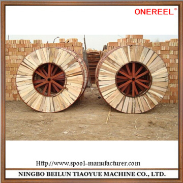 Empty wooden cable reels for sale