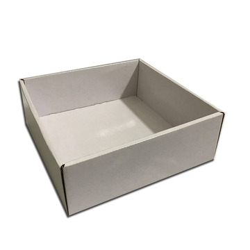 White corrugated boxes for packing