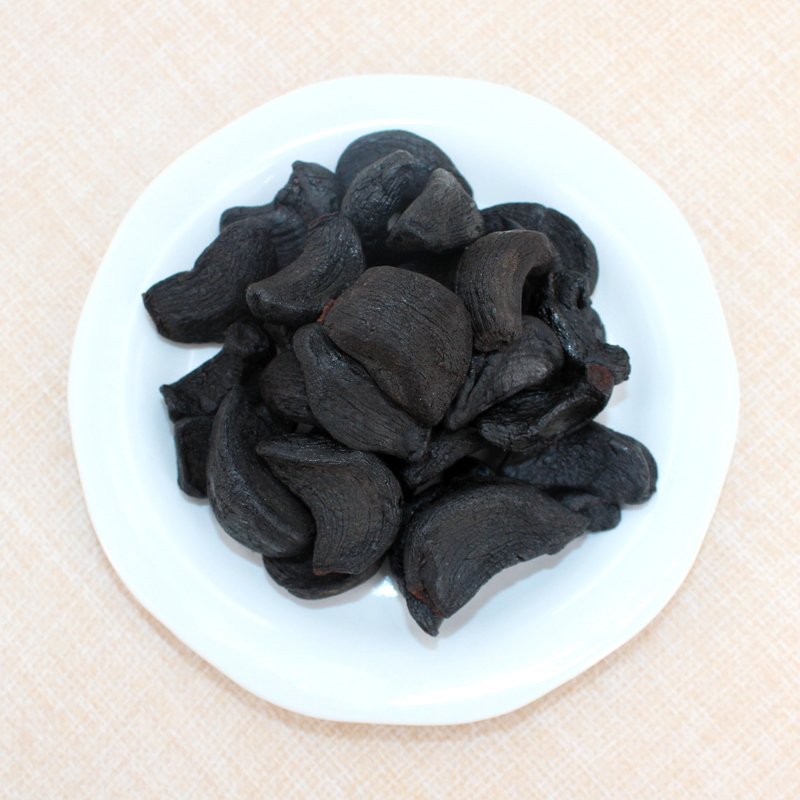 peeled black garlic