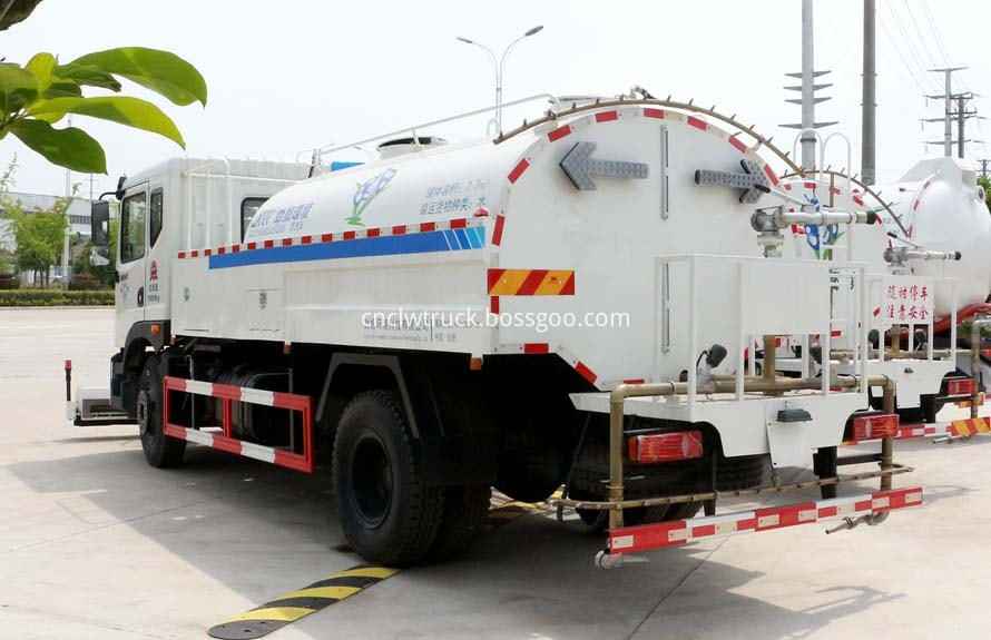 high pressure water jetting truck 2