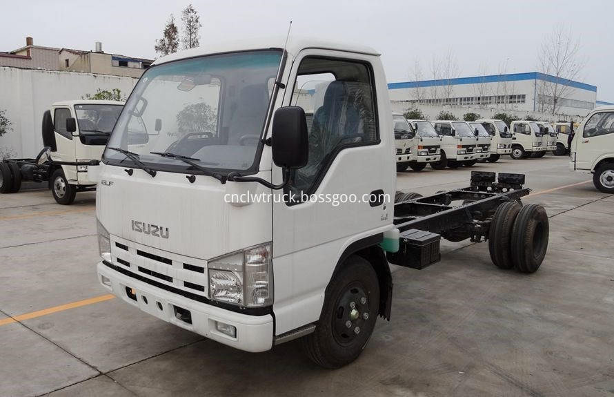 isuzu water tank truck chassis 1