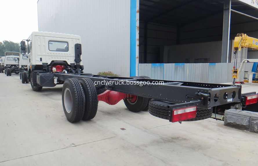 heavy duty recovery trucks chassis 3