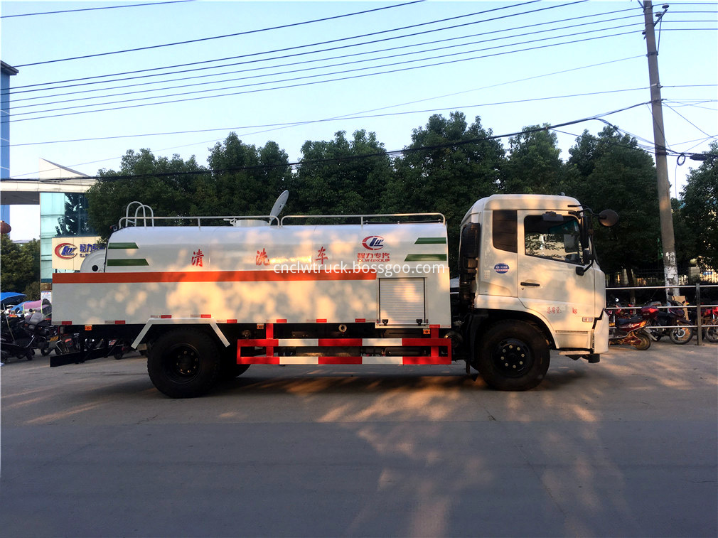 high pressure flushing truck 3