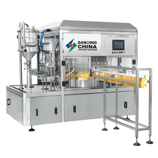 Stand up pouch filling machine for liquid juice