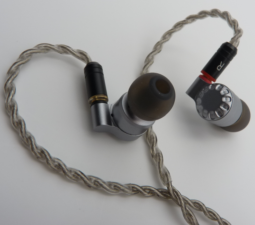 Detachable Cable Design HiFi  Earphones
