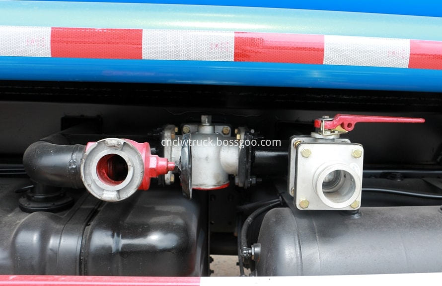 foton water truck price details 3