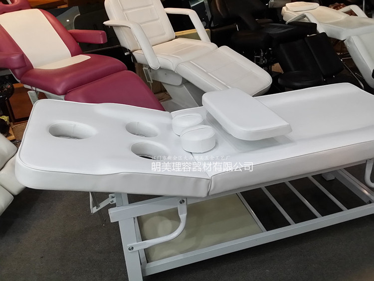 Metal Frame Massage Table 2