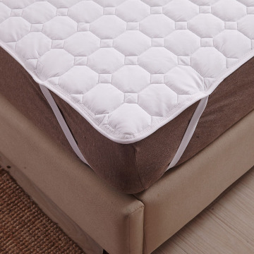 Hotel Use Polyester Quilting Customized Mattress Topper