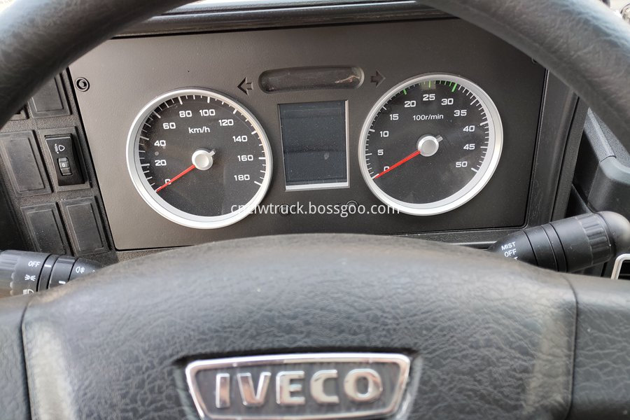 iveco cooling van details 8