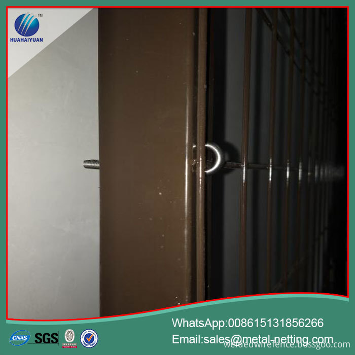 pvc-coated-welded-fence